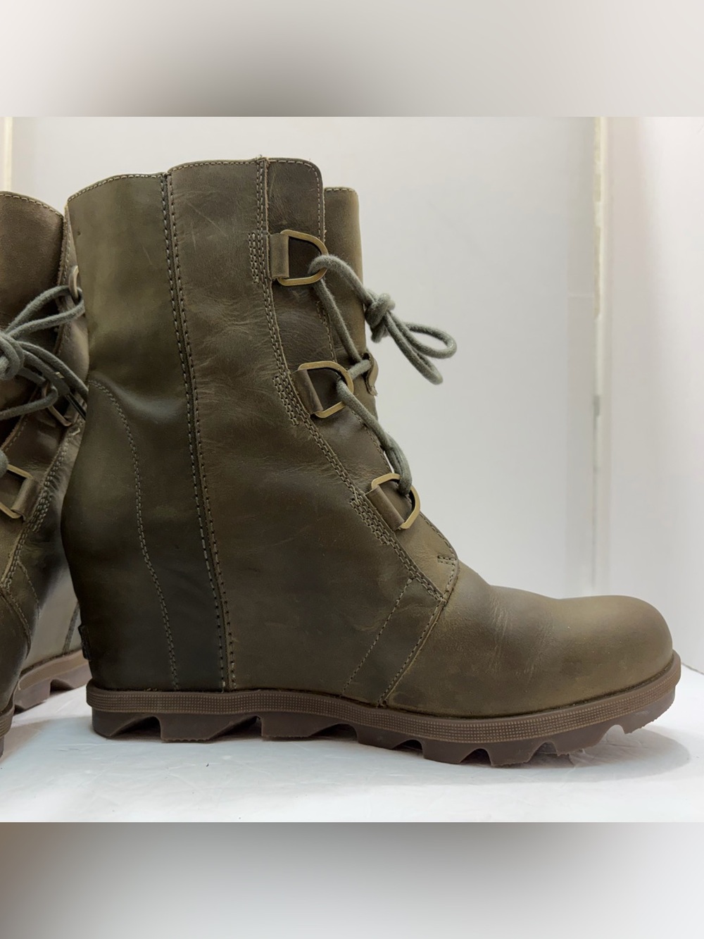 Sorel Olive Green Lace-Up Combat Boots - Picture 8 of 13